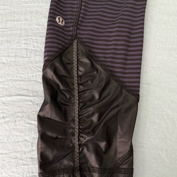 EUC Lululemon Pace Queen Leggings - Picture 3 of 4
